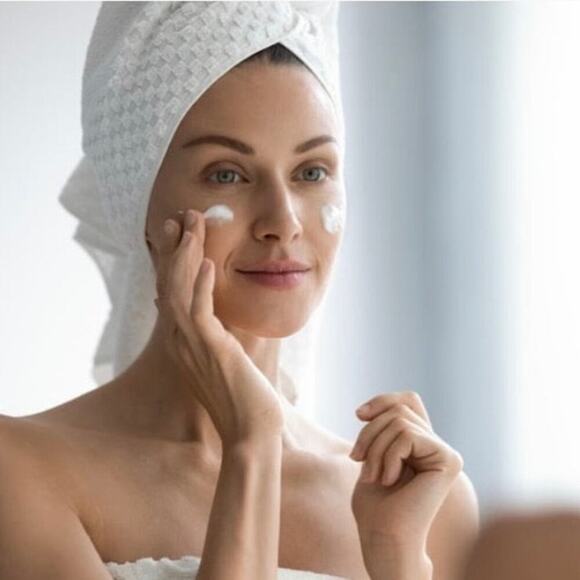 Dermalactives Purifying Night Cream - Picture 3 of 3